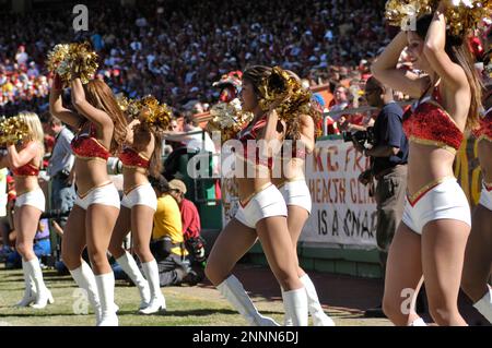 24 October 2004: KC Chiefs Keyaron Fox during the Kansas City