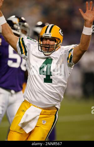 Today in Sports, Sept. 30 — Brett Favre passes Dan Marino to become the NFL  leader in career touchdown passes, Sports