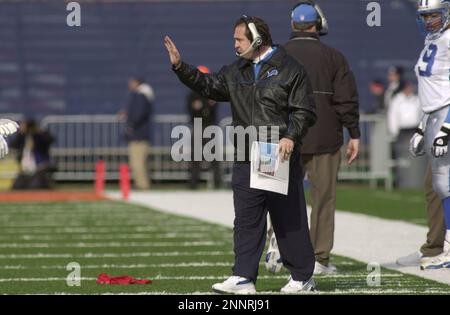 24 November 2002: Detroit Lions head coach Marty Mornhinweg in the Chicago  Bears 20-17 win over the Detroit Lions in overtime at Memorial Stadium in  Champaign, Ill. (Icon Sportswire via AP Images