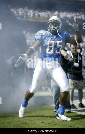 October 14th 2007 - San Diego, CA, USA - The Chargers LaDainian Tomlinson  (right) ,21, celebrates his third of four touchdowns with teammate Antonio  Gates during their game against the Raiders on