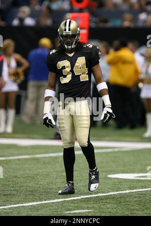 New Orleans Saints defensive end Charles Grant (94) takes his