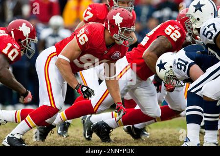 11 October 2009: Kansas City Chiefs running back Jamaal Charles (25) rushes  during the Cowboy's 26-20 victory over the Chiefs at Arrowhead Stadium.  (Credit Image: © Southcreek Global/ZUMApress.com Stock Photo - Alamy