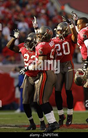 17 Nov 2002: The defense of the Tampa Bay Buccaneers