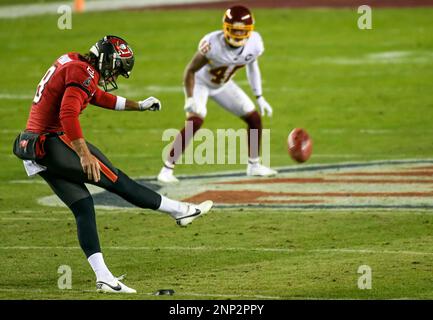 Landover, United States. 09th Jan, 2021. Tampa Bay Buccaneers wide receiver  Antonio Brown (81) celebrates with teammate Chris Godwin (R) after a  36-yard touchdown against the Washington Football Team during the first