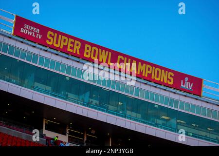 Video: Arrowhead Stadium's newest Super Bowl championship banner