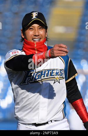 NAGO, Japan - Tsuyoshi Shinjo, who joined the Nippon Ham Fighters after  returning from the major leagues