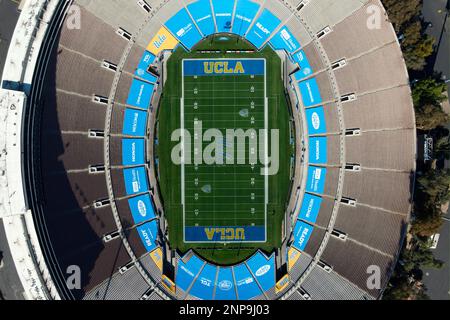 4,582 Ucla Bruins Football Field Stock Photos, High-Res Pictures