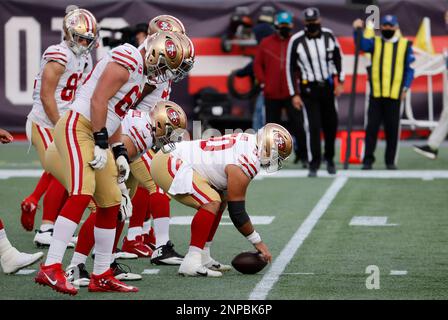 Chicago Bears head coach John Fox celebrates a field goal with Chicago Bears  center Hroniss Grasu (55) during the first half of an NFL football game  against the San Francisco 49ers, Sunday