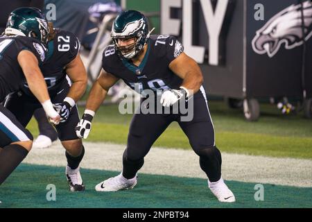 Philadelphia Eagles tackle Matt Pryor warms up during an NFL football  practice, Sunday, Aug. 30, 2020, in Philadelphia. (AP Photo/Chris Szagola,  Pool Stock Photo - Alamy