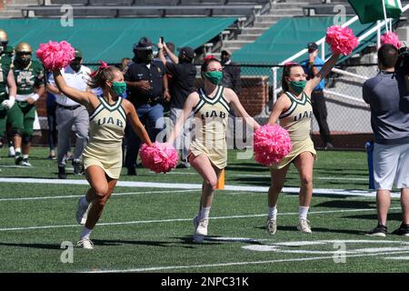 BIRMINGHAM, AL - OCTOBER 17: The UAB Blazers run out onto the field for the  game between UAB Blazers and Western Kentucky Hilltoppers on October 17,  2020 at Legion Field in Birmingham