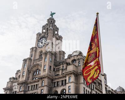Royal arms of England in front of the Royal Liver Building on the Liverpool waterfront two days after Queen Elizabeth II passed away. Stock Photo
