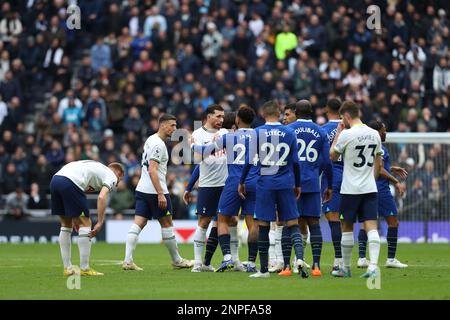 Tottenham Hotspur Stadium, London, UK. 26th Feb, 2023. Premier League Football, Tottenham Hotspur versus Chelsea; Pushing and arguing between players from both sides result in two yellow card and a red card overturned after VAR to yellow. Credit: Action Plus Sports/Alamy Live News Stock Photo