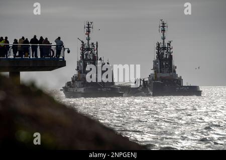 HMS Anson (S123) departing BAE Systems in Barrow-in-Furness (England) on her maiden voyage to Faslane, Scotland. Stock Photo