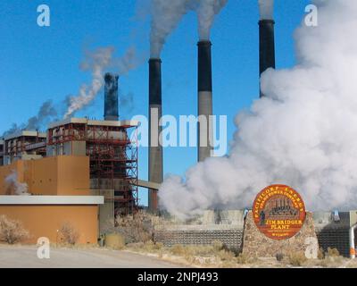 Jim Bridger Coal Fired Power Plant near Rock Springs, Wyoming Stock ...