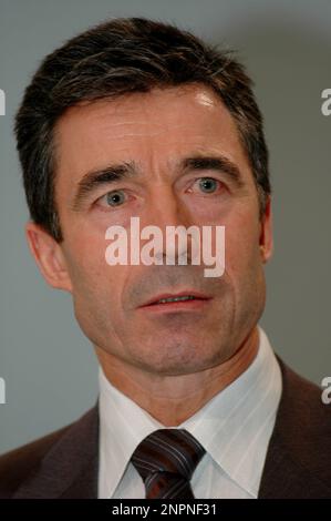 Danish prime minister Anders Fogh Rasmussen holds weekly press conference sna said Denmark is not happy with british EU budget proposal and will visit German newly elected Chancellor on Dece.7,2005 and have npolitical talks with her in berlin Germany,Copenhagen Denmark Dece. 6,205 .(Photo by Francis Dean/Dean Pictures) Stock Photo