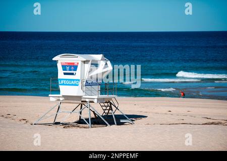 SYDNEY, AUSTRALIA - APRIL 21: Lifeguard hut at an empty Bondi Beach except for one person breaking the rule due to the Coronavirus (COVID-19) pandemic on 21 April, 2020 in Sydney, Australia. (Photo by Speed Media/Icon Sportswire) (Icon Sportswire via AP Images)