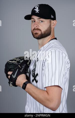 Chicago White Sox's Lucas Giolito (27) pitches dfirst inning of a baseball  game against the New York Mets Tuesday, July 18, 2023, in New York. (AP  Photo/Frank Franklin II Stock Photo - Alamy