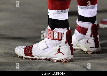 Oklahoma sooners jordan cleats hotsell