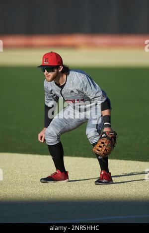 Louisville Cardinals first baseman Ben Bianco (6) on defense