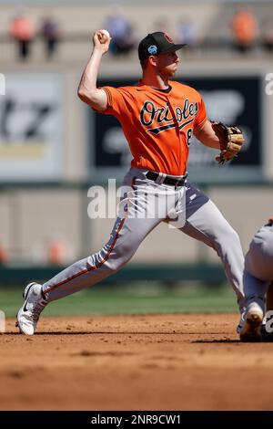 Lakeland FL USA; Baltimore Orioles third baseman Gunnar Henderson (2)  throws to first for the out during an MLB spring training game against the  Detro Stock Photo - Alamy