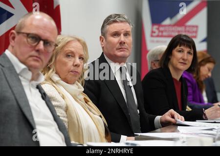 (Left-right) Paul Nowak, general secretary of the Trades Union Congress (TUC), Deborah Meaden, Labour Party leader Sir Keir Starmer and shadow chancellor Rachel Reeves in central London, during an event to outline further details on the Party's growth mission, which targets the UK having the highest sustained growth in the G7 in Labour's first term in office. Picture date: Monday February 27, 2023. Stock Photo