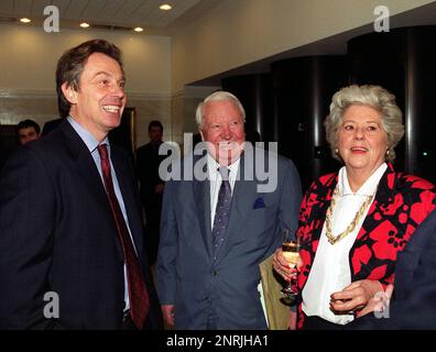 File photo dated 25/01/00 of the former Tory Prime Minister Edward Heath (centre) with the then Prime Minister Tony Blair (left), who unveiled a portrait by Jane Bond of the Speaker of the House of Commons Betty Boothroyd (right), at a reception in No.1 Parliament Street, Westminster. Baroness Betty Boothroyd, the first woman to be Speaker of the House of Commons, has died, according to current Speaker Sir Lindsay Hoyle, who said she was 'one of a kind'. Issue date: Monday February 27, 2023. Stock Photo