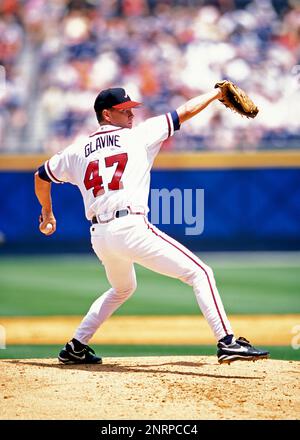 Braves release Glavine