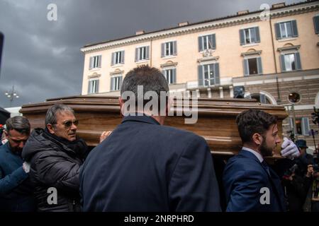 Rome, Italy. 27th Feb, 2023. during the funeral of Maurizio Costanzo at the Church of the Artists in Piazza del Popolo Rome Italy February 27 2023 Credit: Independent Photo Agency/Alamy Live News Stock Photo