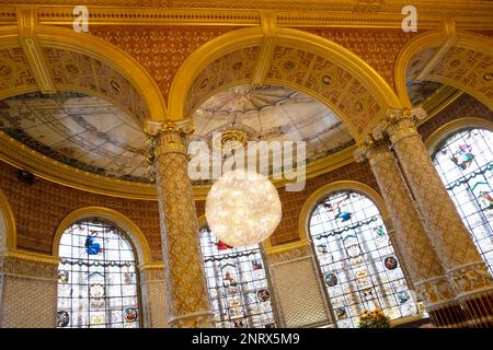 Victoria and Albert museum, V&A, London, England, UK Stock Photo - Alamy