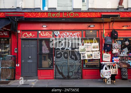 Closed Red Lion Arcade Market at 169 Portobello Road in Notting Hill district of London, England Stock Photo