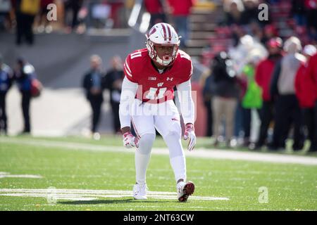 Wisconsin Badgers defensive back Alexander Smith 11 during an