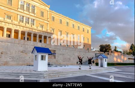 The Tomb of the Unknown Soldier in front of the Hellenic Parliament, located in the Old Royal Palace, overlooking Syntagma Square. Athens, Greece. Stock Photo
