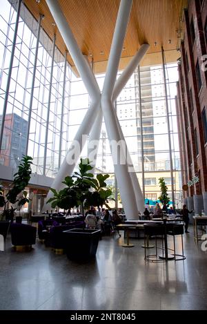 Toronto, Ontario / Canada - May 26, 2019: A restaurant in the atrium of the modern Office building, Toronto, Canada Stock Photo