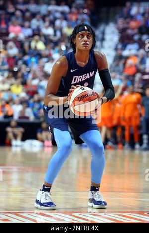 UNCASVILLE, CT - JUN 21: Atlanta Dream head coach Nicki Collen