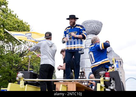 Jun 15, 2019: St. Louis Blues right winger Vladimir Tarasenko (91) kisses  the Stanley Cup during the Stanley Cup Championship Parade going down  Market Street in St. Louis City, MO Richard Ulreich/CSM (