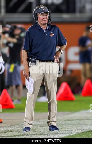 ORLANDO, FL - FEBRUARY 23: Orlando Apollos running back D'ErnestJohnson  (22) celebrates his touchdown run with teammates during the first half of  an AAF game between Memphis Express and the Orlando Apollos