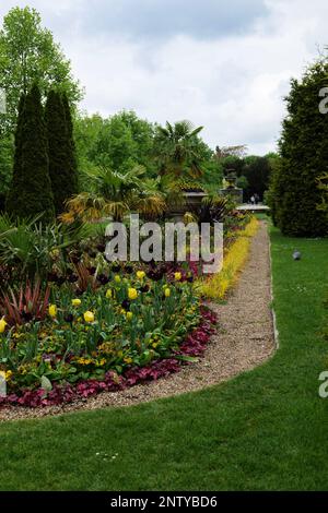 London - 05 07 2022: Flowerbed in the gardens of Regent's Park Stock Photo