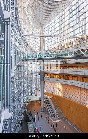 Tokyo International Forum, Congress center by architect Rafael Vinoly, Tokyo, Japan Stock Photo