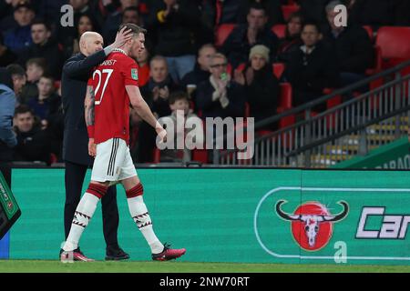 London, UK. 26th Feb, 2023. Erik ten Hag, the manager of Manchester Utd with Wout Weghorst of Manchester Utd (27). Carabao Cup final 2023, Manchester Utd v Newcastle Utd at Wembley Stadium in London on Sunday 26th February 2023. Editorial use only. pic by Andrew Orchard/Andrew Orchard sports photography/Ģ����ý Live News Credit: Andrew Orchard sports photography/Ģ����ý Live News Stock Photo