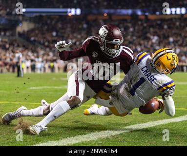 Ole Miss wide receiver A.J. Brown (1) carries the ball during the first  half of an NCAA football game. Saturday, November 10, 2018 in College  Station, Tex. (TFV Media via AP Stock Photo - Alamy