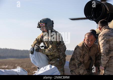 U.S. Army soldier assigned to 1st Battalion, 214th Aviation Regiment, 12th  Combat Aviation Brigade (12th CAB), V Corps, delivers relief supplies to  Turkish authorities in Dulkadiroğlu, Türkiye, Feb. 22, 2023. The 12th