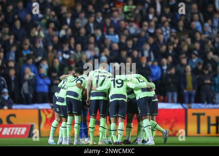 Bristol, UK. 28th Feb, 2023. Manchester City players form a huddle during the Emirates FA Cup Fifth Round match Bristol City vs Manchester City at Ashton Gate, Bristol, United Kingdom, 28th February 2023 (Photo by Gareth Evans/News Images) in Bristol, United Kingdom on 2/28/2023. (Photo by Gareth Evans/News Images/Sipa USA) Credit: Sipa USA/Alamy Live News Stock Photo