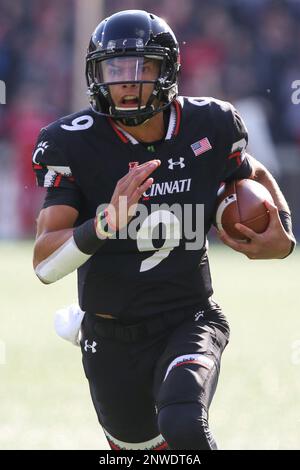 Look: Marquise Copeland Flashes Super Bowl Ring - All Bearcats