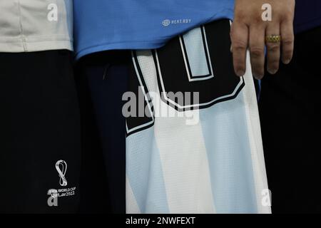 AL DAAYEN - fans of Argentina number 10 during the FIFA World Cup Qatar 2022 Semifinal match between Argentina and Croatia at Lusail Stadium on December 13, 2022 in Al Daayen, Qatar. AP | Dutch Height | MAURICE OF STONE Stock Photo