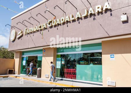 Mexico farmacia hi-res stock photography and images - Alamy