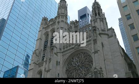 St Thomas Church in Manhattan - street photography Stock Photo