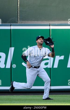 BALTIMORE, MD - June 24: Baltimore Orioles center fielder Aaron Hicks (34)  makes a catch during the Seattle Mariners versus the Baltimore Orioles on  June 24, 2023 at Oriole Park at Camden