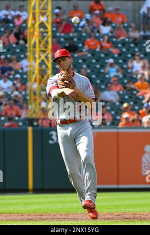 BALTIMORE, MD - JUNE 30: Angeles Angels shortstop Andrelton Simmons (2) fields a ground ball in the third inning during the game between the Los Angeles Angels and the Baltimore Orioles