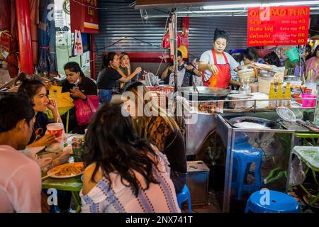 Restaurant, street food night market, at Itsara nuphap, Chinatown, Bangkok, Thailand Stock Photo