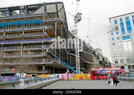 Crane and Google KX HQ office building site under construction in Kings Cross area in London N! England UK February 2023 Great Britain KATHY DEWITT Stock Photo